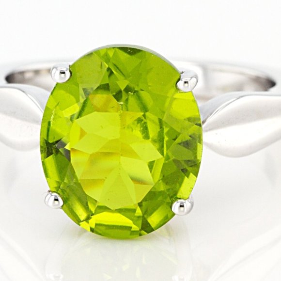 NEW Green Peridot Over Sterling Silver Solitaire Ring - Picture 4 of 6